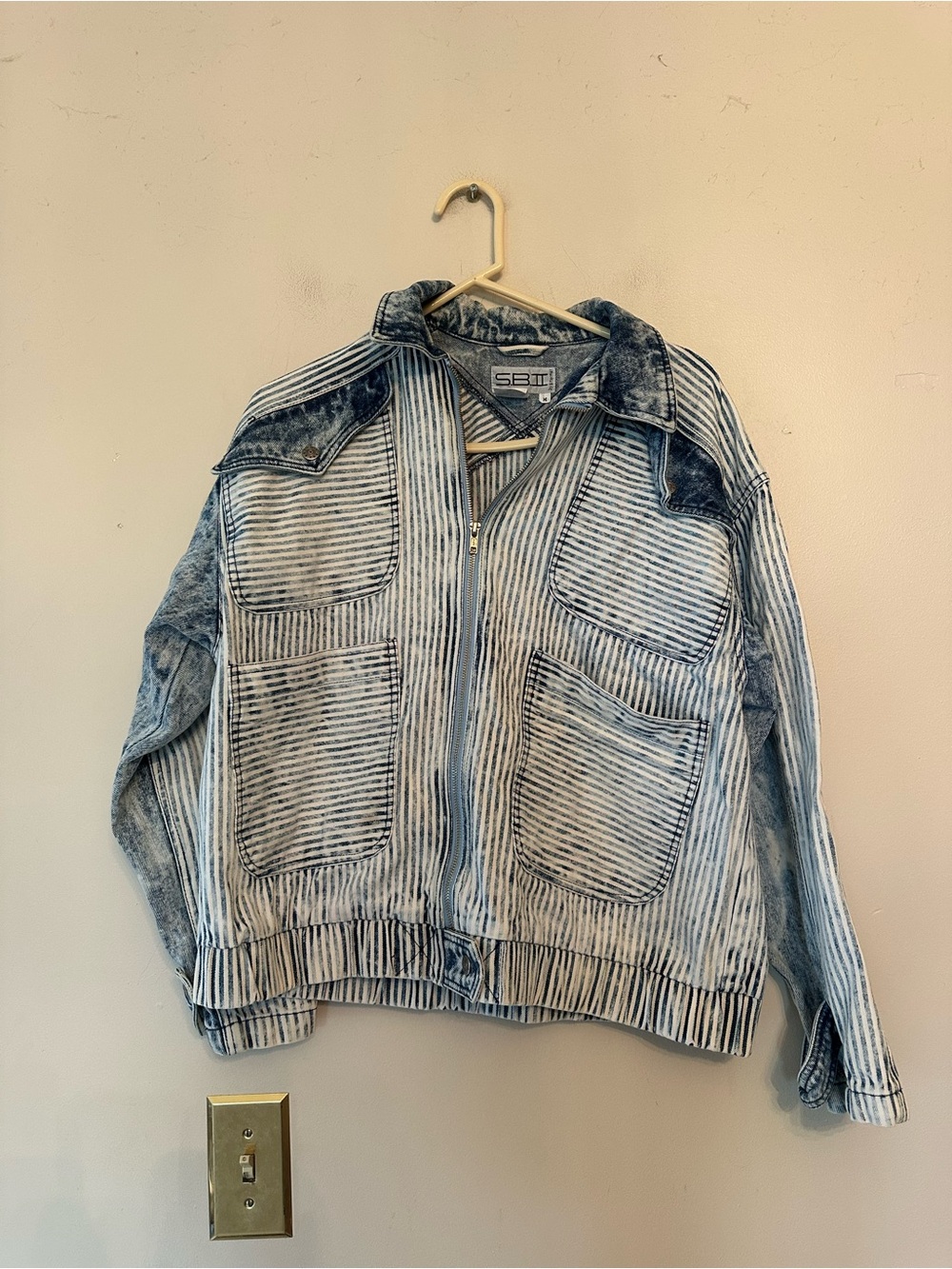 Women’s S.B. 2 striped jean jacket M